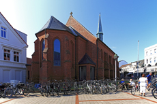 Norderney: DIE Thalassoinsel. Katholische Kirche St. Ludgerus.