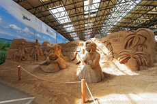 Sandskulpturen Travemünde 2022 - Reise um die Welt. Hollywood und der wilde Westen - © Rudzite Kirillova und Anatolijs Kirillov (Nordamerika)